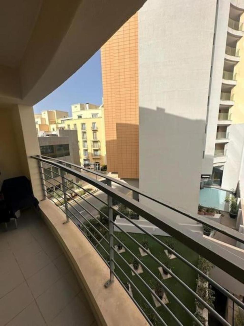 Apartment Flat In The Heart Of St Julians